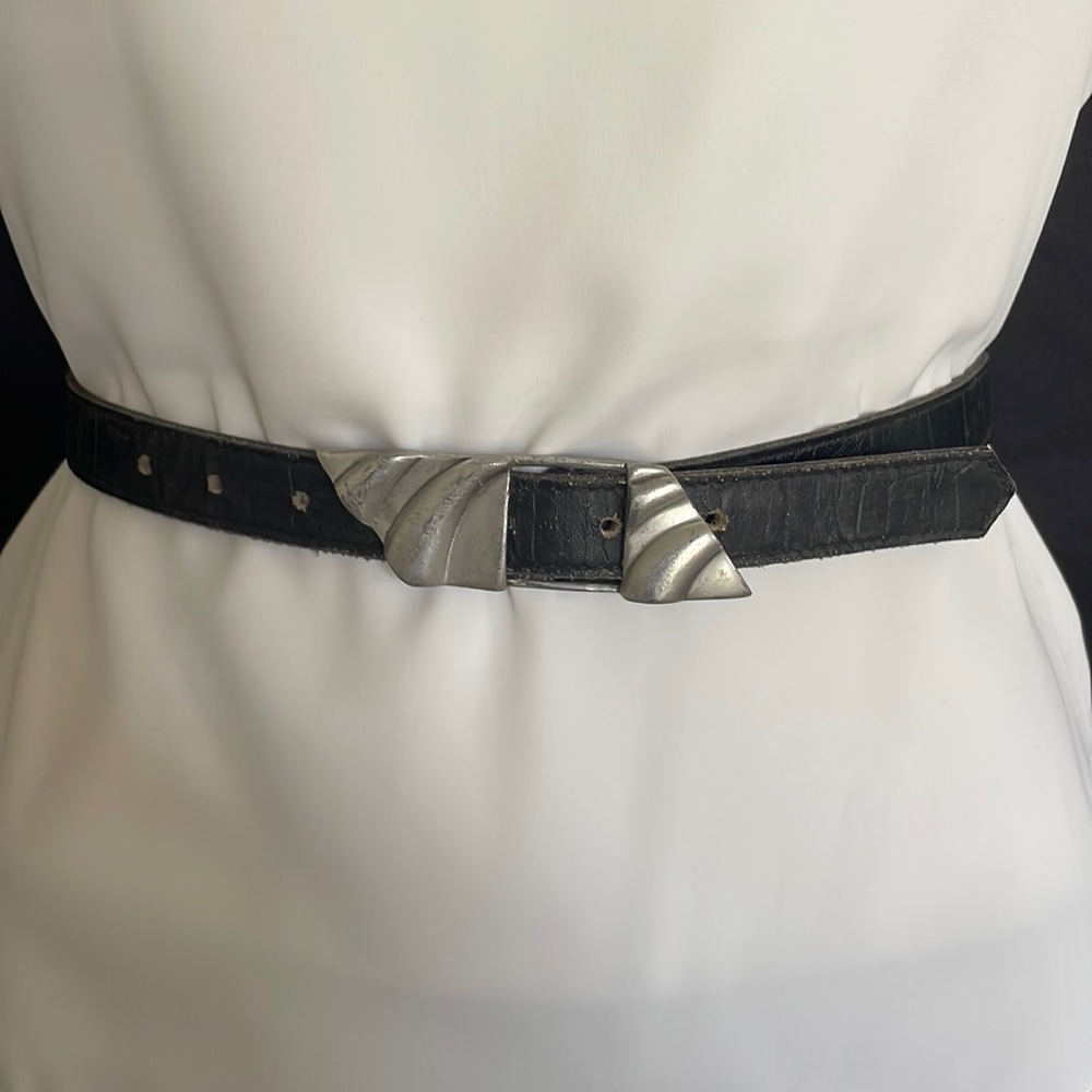 Vintage Ruza Leather Belt Size Medium